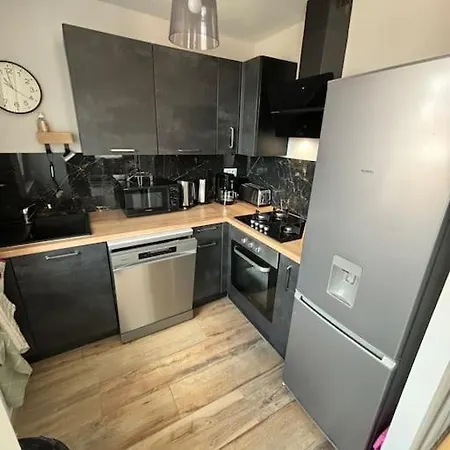 Cosy Hyper Centre Apartment